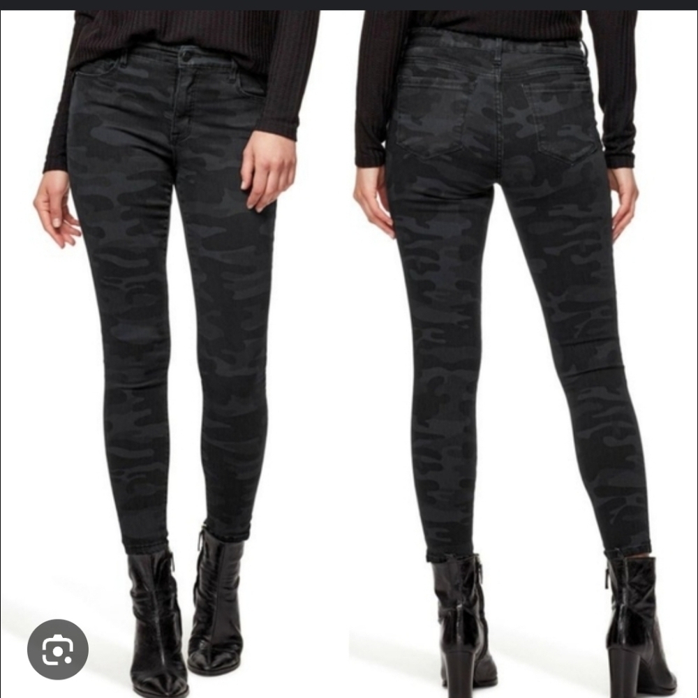 Social Standard By Sanctuary Camo Skinny Jeans